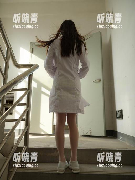 紧急企划 - 小枫的私拍之旅，踏上美足的奇怪冒险