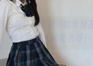 绮梦摄影 – 哇，今天月月的学妹在线美图，她真的是人间绝色呀！