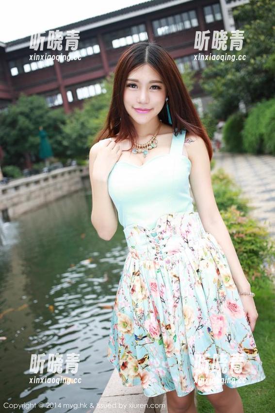美媛馆 - 中午无所事事，翻翻陈怡曼coco比基尼写真合集。