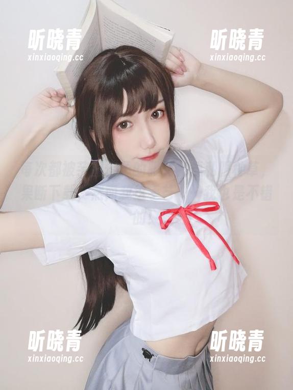 芋圆侑子 每次都被芋圆侑子的雅儿贝德私服种草,果断下载,然而我这手艺……我也是不错的!