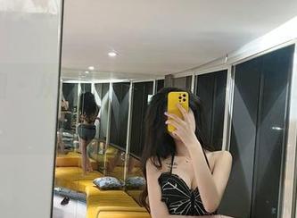 微密圈 – 从头看到尾，葛征的护士白丝袜让我放不下眼睛。