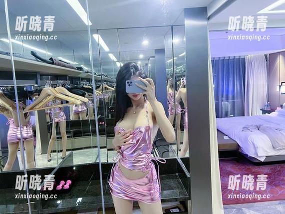 微密圈 - 葛征，你的双马尾让我多想了一下，原图好像藏着什么