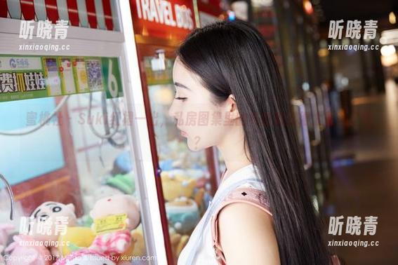 蜜桃社-Suki 蜜桃社 - Suki红裙一出,私房图集里的其他都显得太普通了吧?