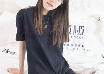 袜啵啵 – 小甜豆的写真独特之处，竟然在温柔的三秒停留里！我提了个醒。