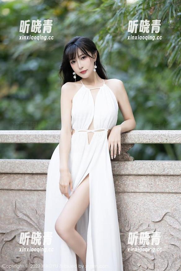 语画界-雅雯 语画界 - 雅雯的自拍合集,唉,这种自信实在难得。