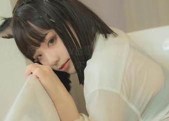 别问我为什么，起起子vvvv的眼镜系列图片让我意犹未尽，下载也不够啊。