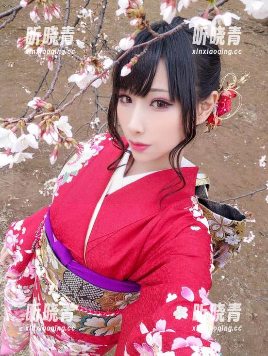 照片里那艘船，雨波HaneAme和格奈森瑙听说过吗？其实我的小船都快翻了！