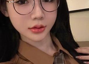 微密圈 – 黎允熙合集，jk红裙的美好，一种从内而外的吸引力