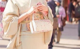 黑川出品：旗袍写真合集，獒犬本里的小尴尬
